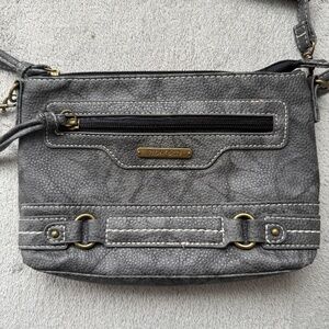 👜 Stone & Co. Gray Faux Leather Crossbody Bag ✨